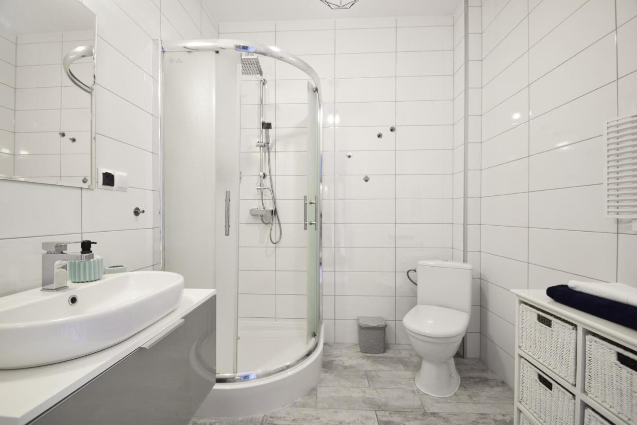 Apartament Quantum Дзивновек Екстериор снимка